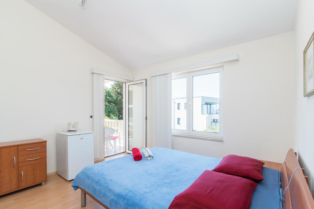 Studio Apartment Brela Εξωτερικό φωτογραφία